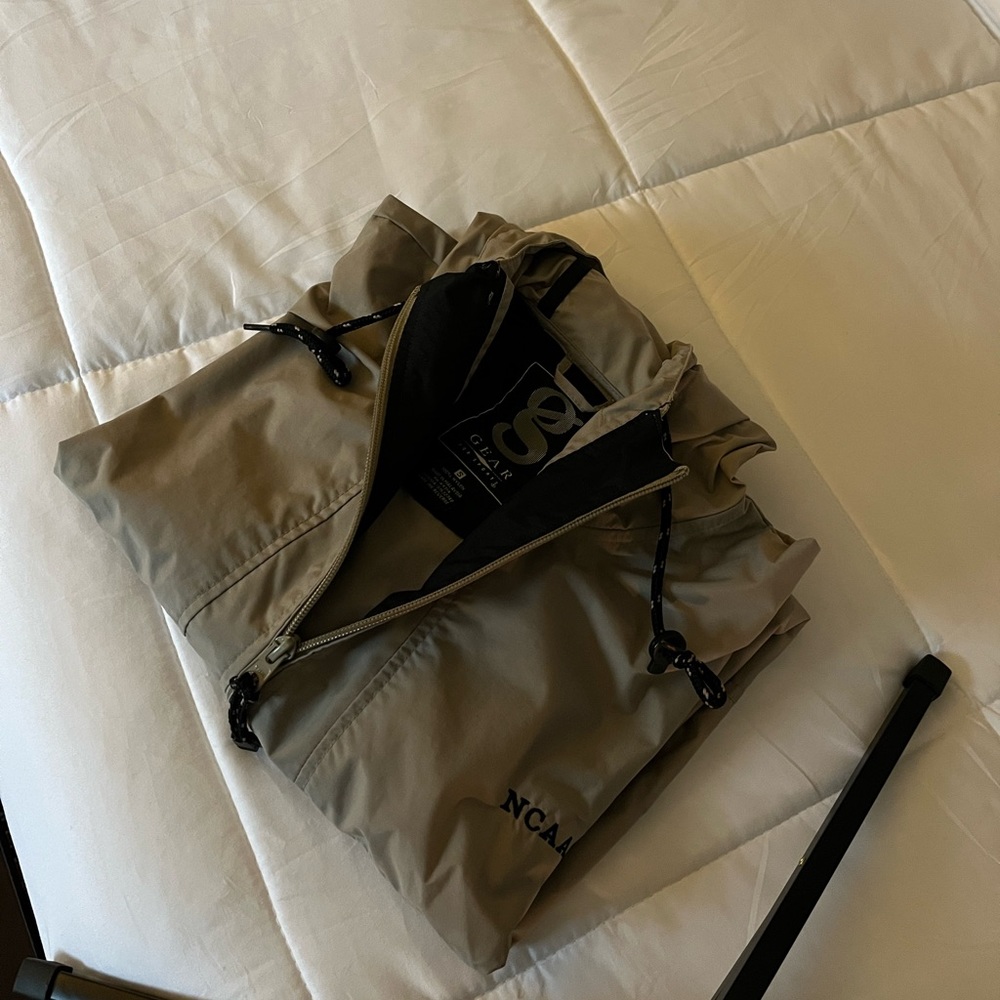 Almost Brand New Windbreaker! No flaws!